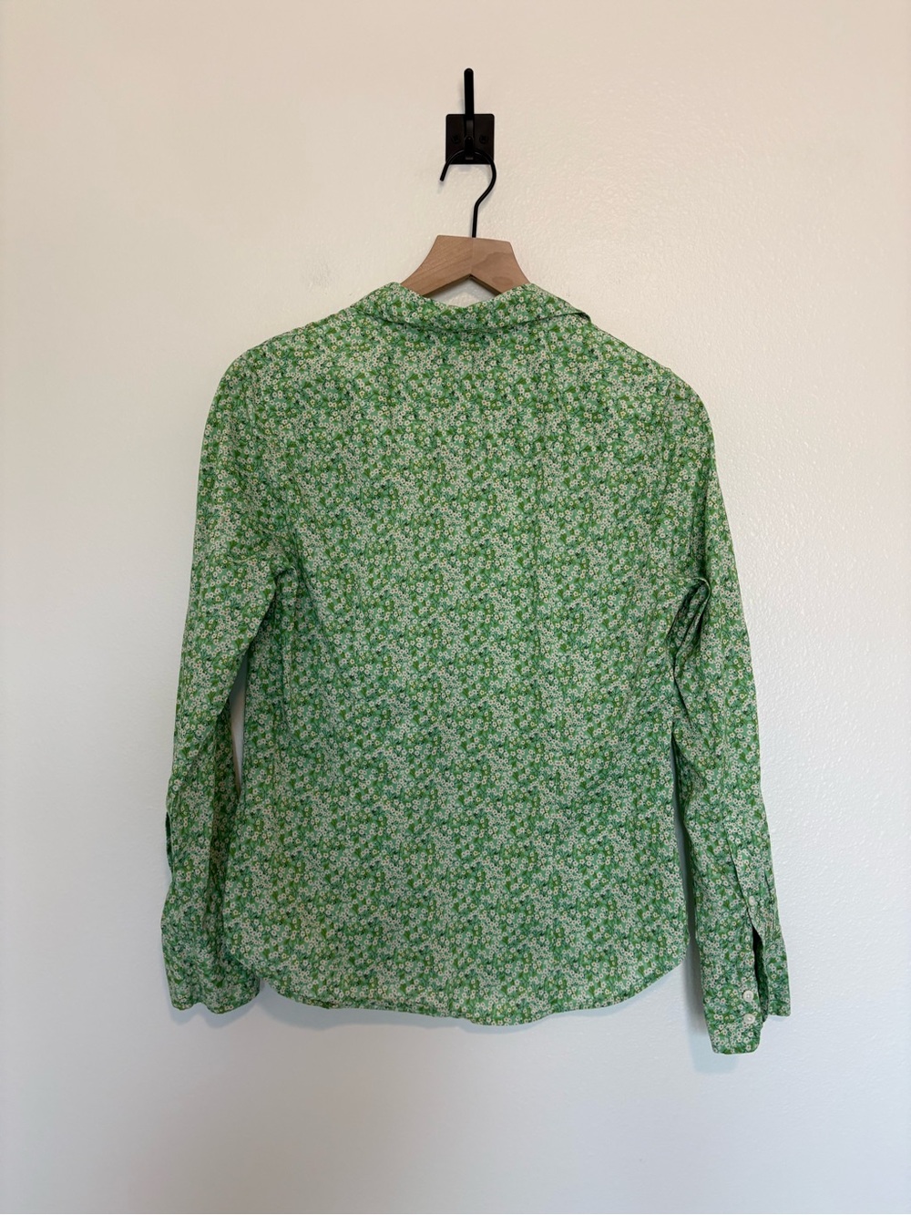 J. Crew Liberty of London Floral Cotton Poplin Perfect Button-Up Shirt Green 10 - Picture 5 of 9